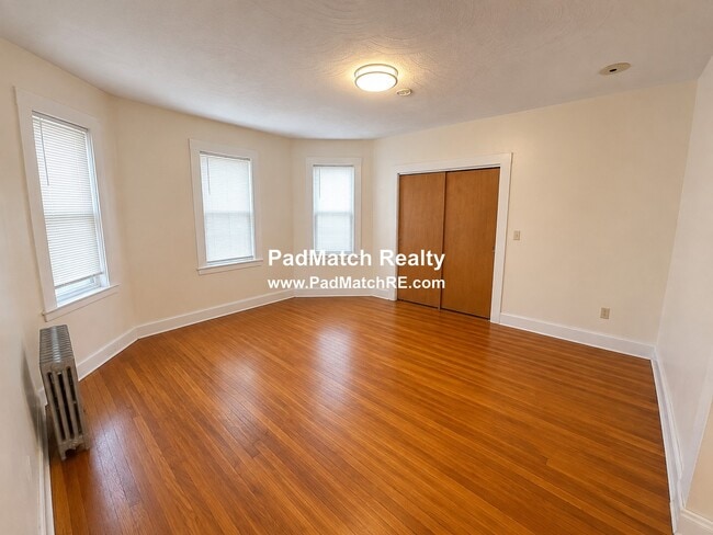 Building Photo - 333 Alewife Brook Pkwy Unit 2