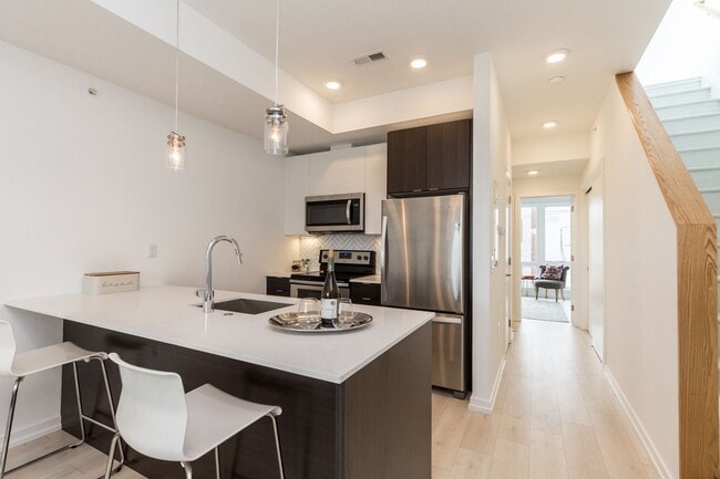 Building Photo - 1245 N 27th St Unit C Rental