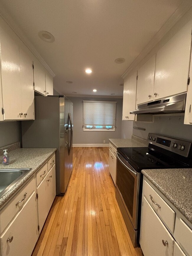 Photo - Half Month FREE! New Price Reduction!