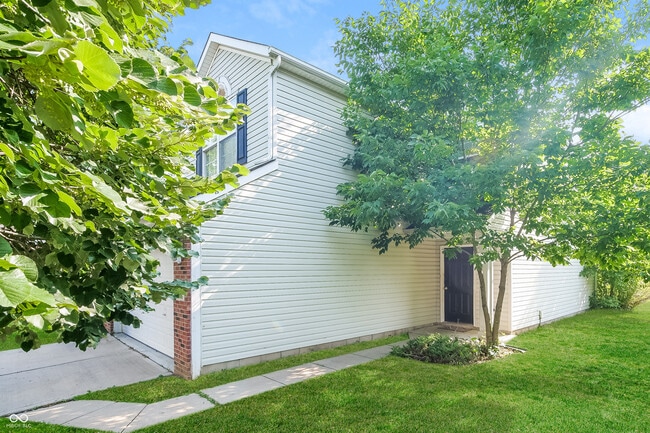 Photo - 5675 Glass Chimney Ln