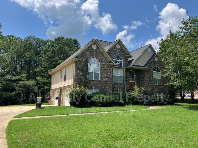 Building Photo - 710 Small Lake Dr