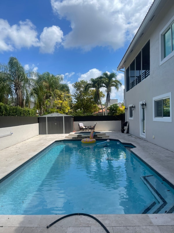 Photo - 16400 NW 82nd Ct Unidad 1