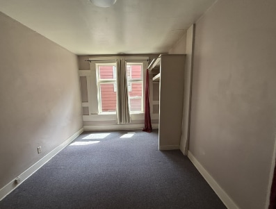 1120 Finnegan Way Unit 4