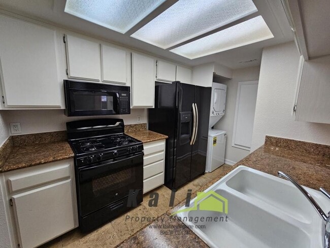 755 Brookstone Rd Unit 102