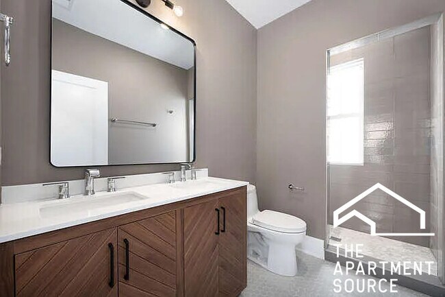 3751 W School St Unit 1