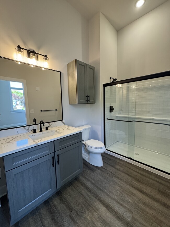 Photo - HH Bangor Block