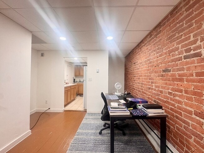 Photo - 384 Riverway Unit B