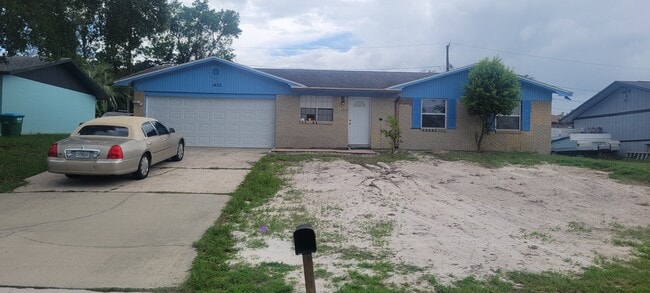Photo - 1425 NE Old Mill Dr Casa