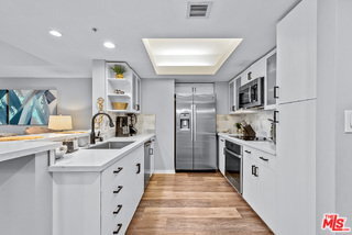 Photo - 13700 Marina Pointe Dr