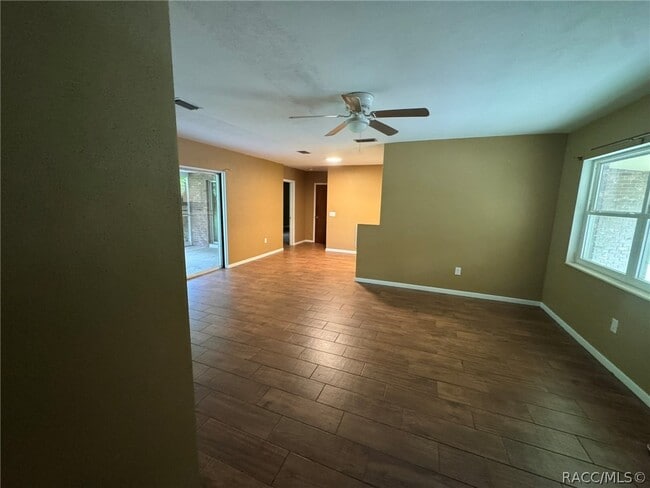 Photo - 722 Sherwood Ave