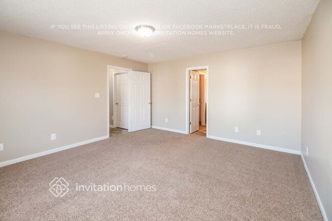 Photo - 1069 Meadow Glen Cir