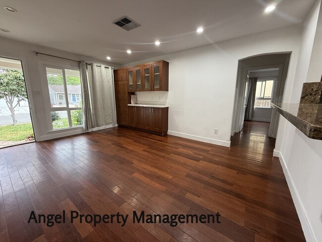 Photo - 5629 La Campana Wy