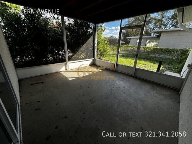 Photo - 707 Fern Ave