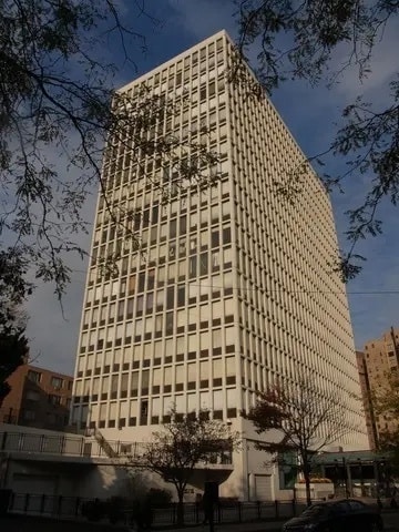 Building Photo - 444 W Fullerton Pky Unit 1805