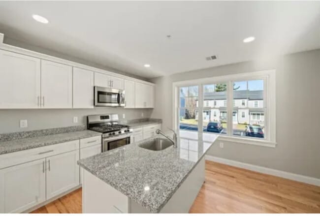 Photo - 55 Plymouth St