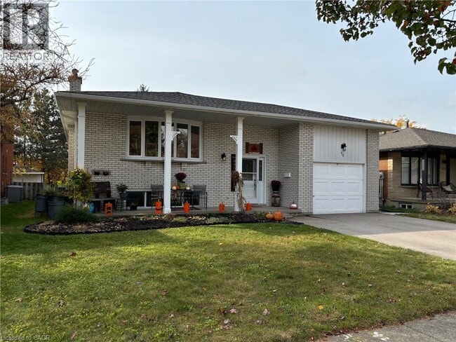 Photo - 49 Westchester Dr