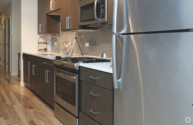 2 Br, Kitchen