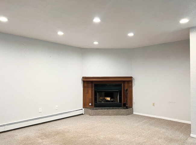 Photo - 132 N Lane St