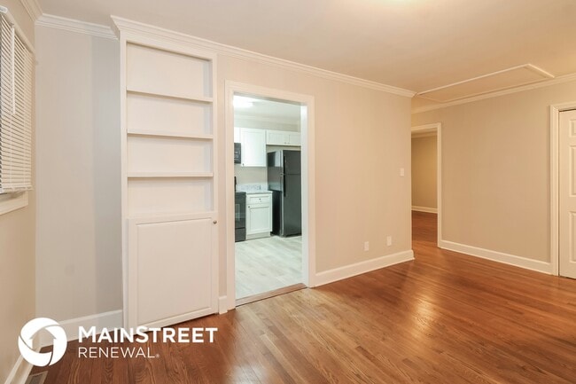 Photo - 3056 Kinnamon Rd