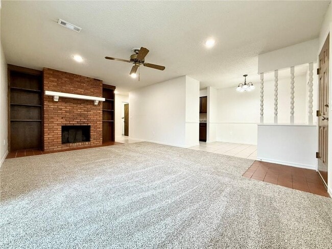 Photo - 2613 W Oak St