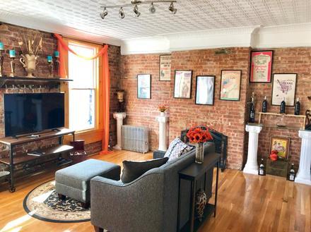 Building Photo - 4910 Vernon Blvd Unit 3F