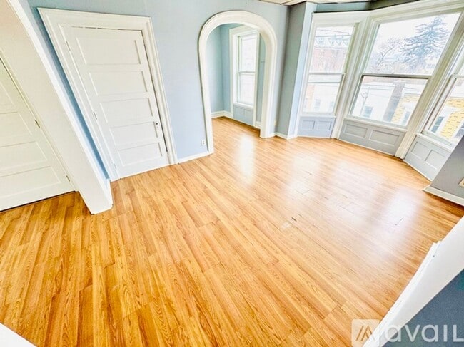 Building Photo - 308 4th St Unit Apt 3