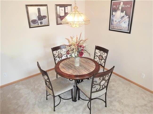 Photo - 9204 Holly Ln N