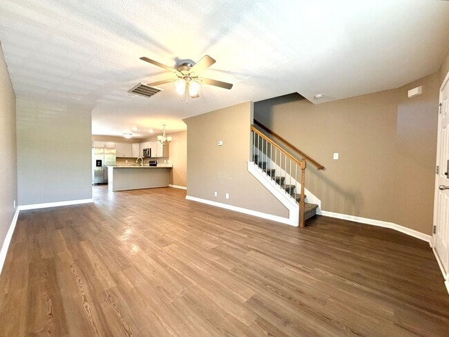 Photo - 955 Big Sky Dr