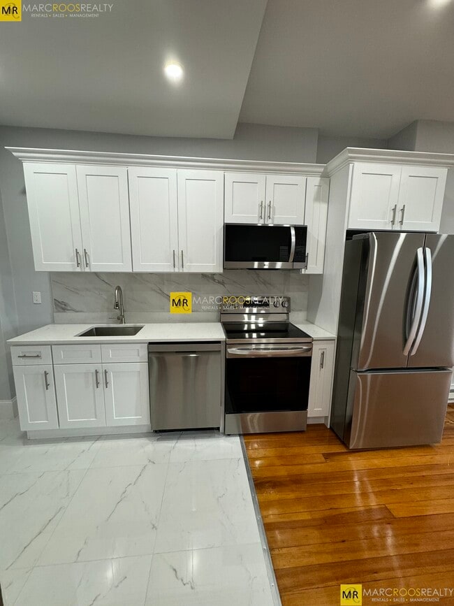 Building Photo - 474 Commonwealth Avenue Rental