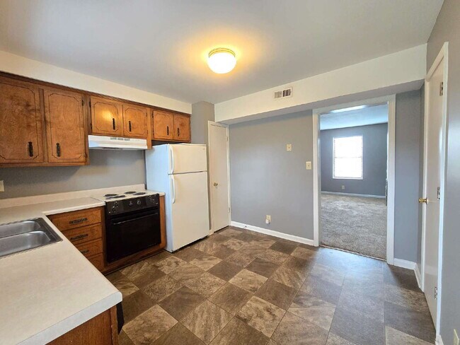 355-3 PEABODY DR, CLARKSVILLE, TN 37042