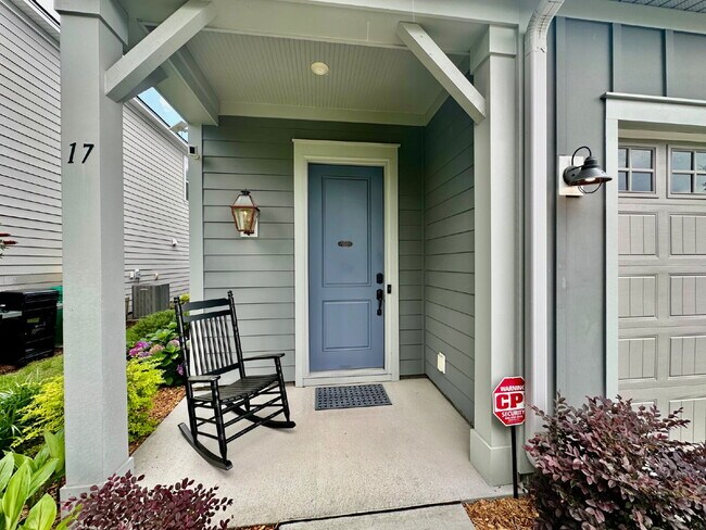 Photo - Beautiful Four Bedroom Home Located in The Walk!