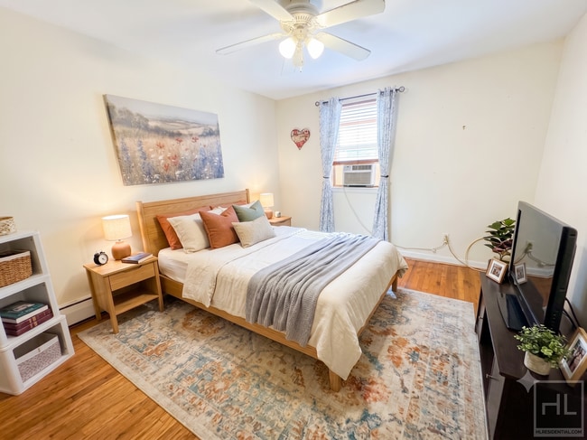 Photo - AVENUE J Unit 2