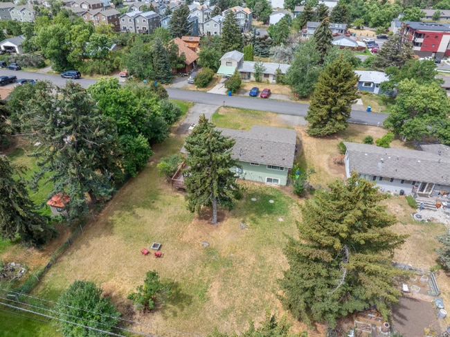 Photo - 1608 Alder Ct