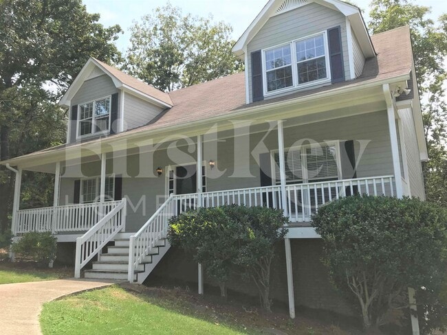 Building Photo - 1622 Keeneland Dr