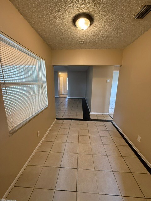 Photo - 3907 Unidad 2