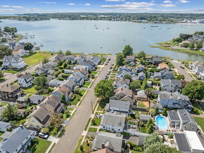 Photo - 3 Wallace Ave