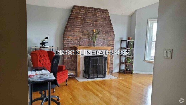 Building Photo - 154 Harvard St Rental