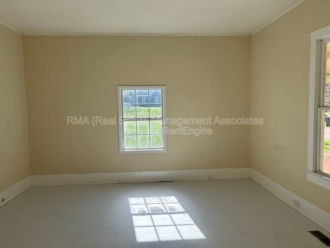 Photo - 821 Williams St