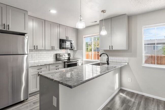 Photo - Clean, Bright 3 Bedroom with large yard an...