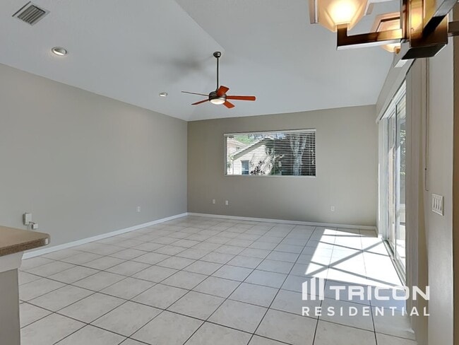 Photo - 6492 Rookery Cir