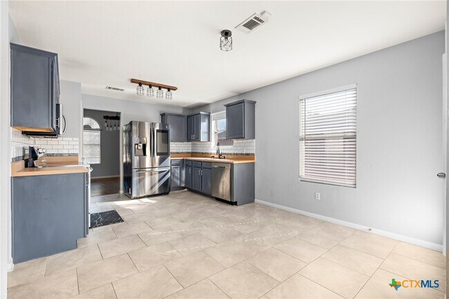 Photo - 3308 Catalina Dr