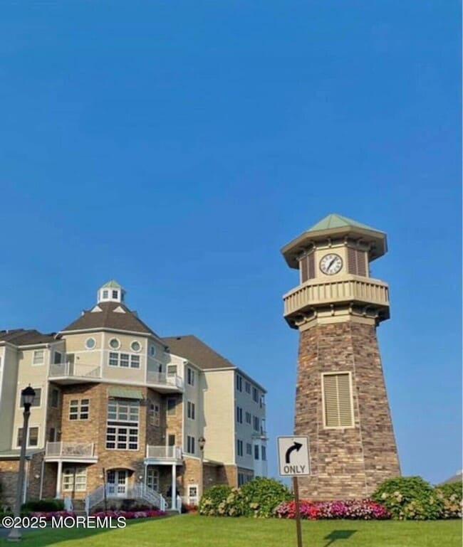 Photo - 11 Cooper Ave Condo Unit 105