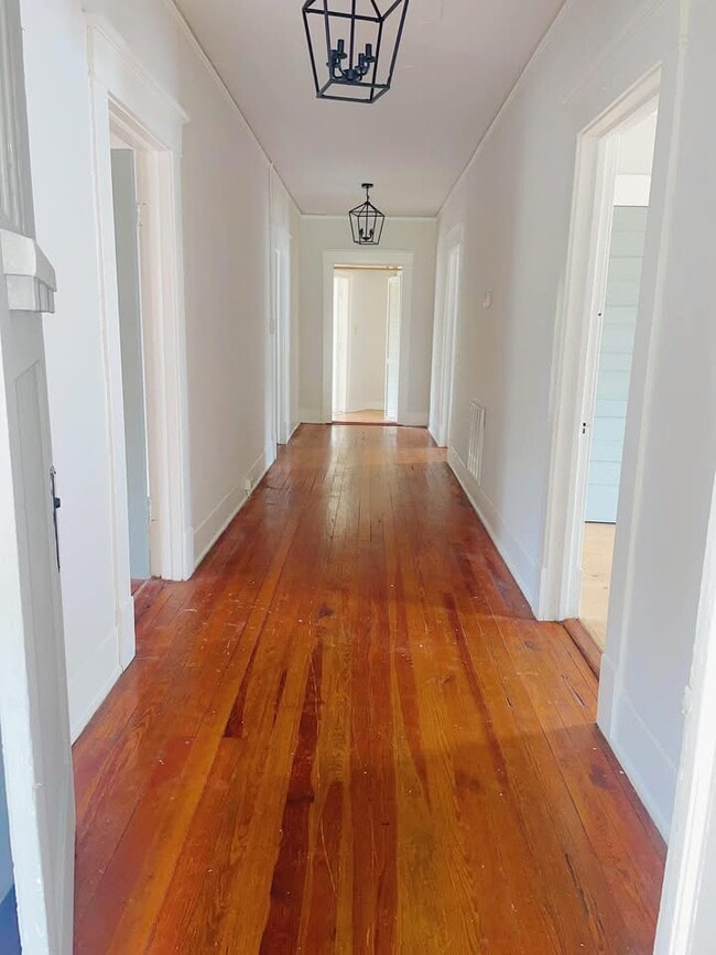 Photo - 618 Montgomery St