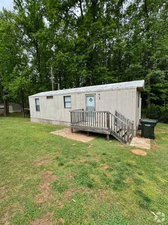 Building Photo - 208 Perry Ave Rental