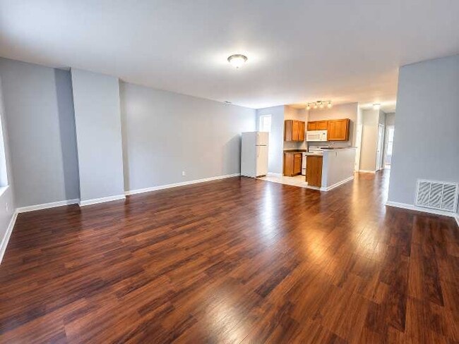 Photo - 6118 N Broad St