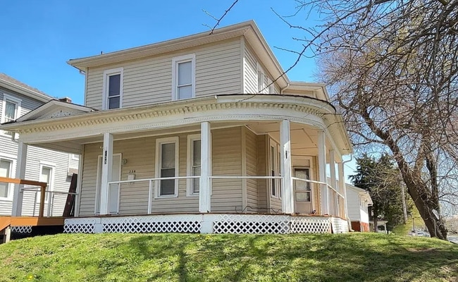 Photo - 238 S Maple St Unit 501.5 E Walnut St
