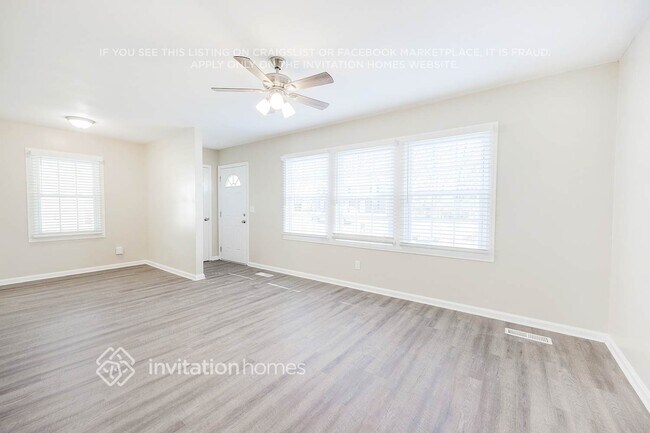 Photo - 719 N Walnut St