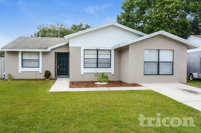 Building Photo - 6807 White Cliffs Way