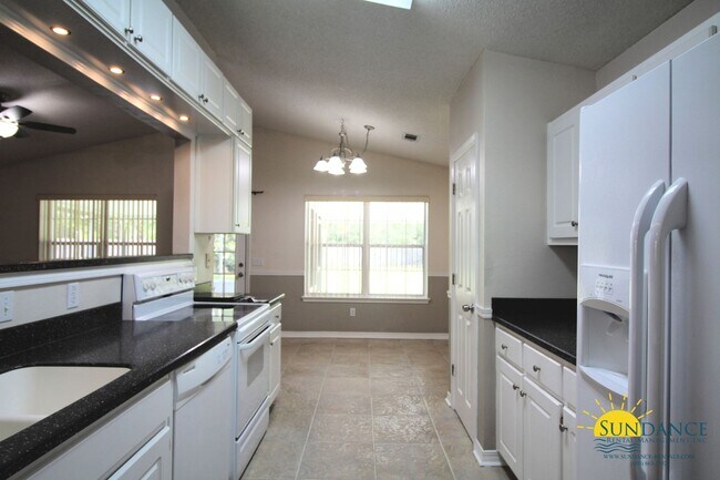 Photo - Gorgeous 3 Bedroom Home in Fort Walton Beach