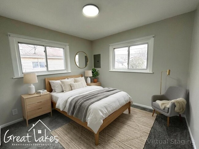 Photo - Stunning 3 bedroom / 1.5 bathroom house now available for rent!